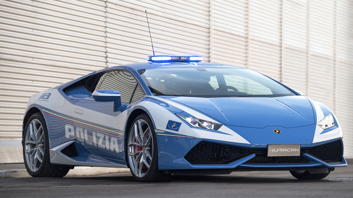 Os 10 carros de polícia mais rápidos do mundo - AUTOO